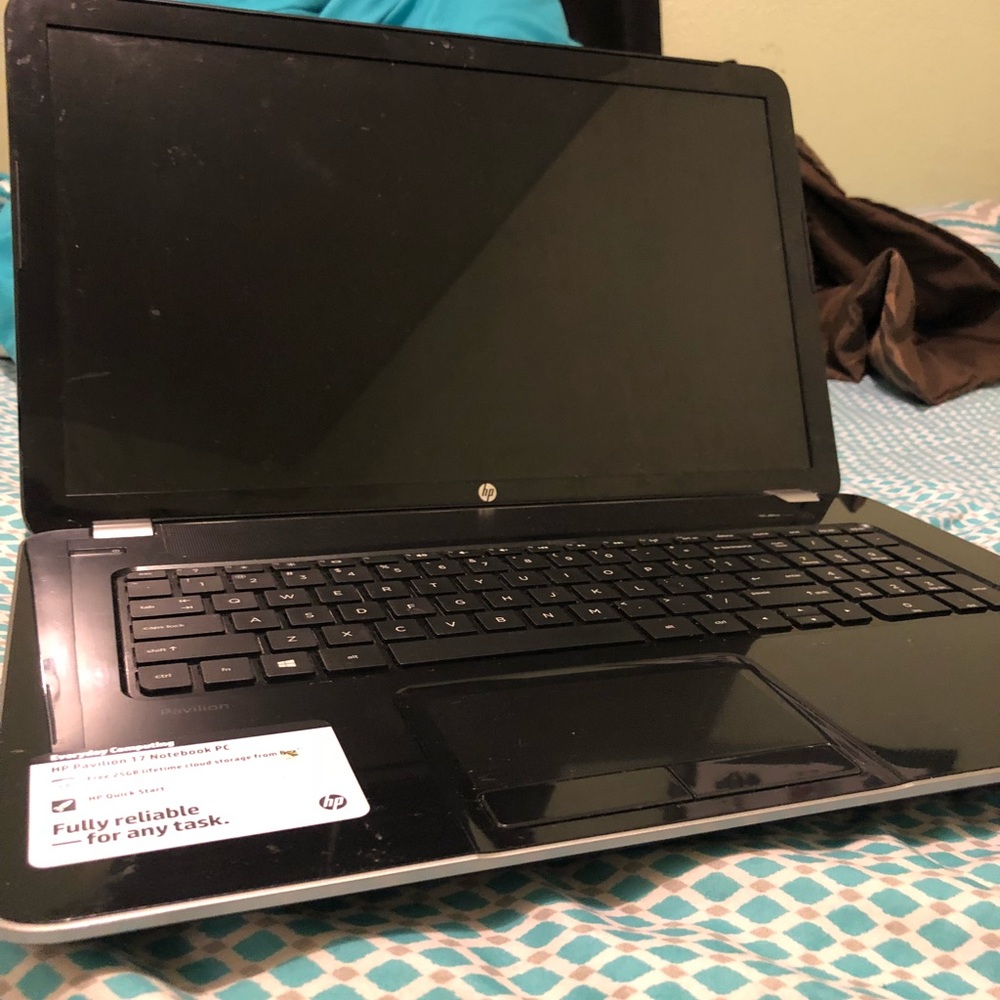 HP Pavilion 17 Notebook PC